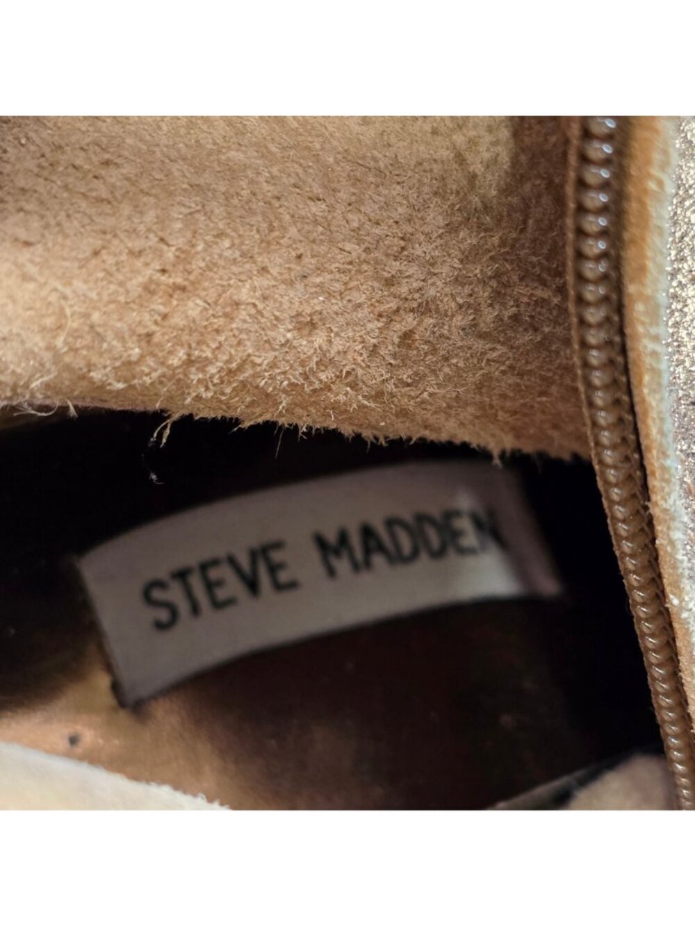 Steve Madden 9.5M Dangger Gold Pointed Toe Healed Boots Leather Side Zipper - Picture 3 of 8